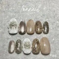 #88 ネイルチップ ぷっくりフラワー ニュアンス ベージュ 白 成人式 結婚式