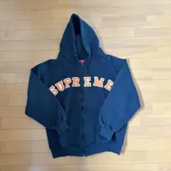 2026年最新】SUPREME アーチロゴ ジップアップの人気アイテム - メルカリ