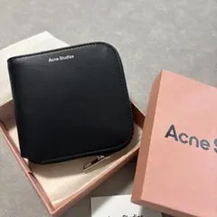 アクネ acne studios 財布 二つ折り ラウンドジップのサムネイル