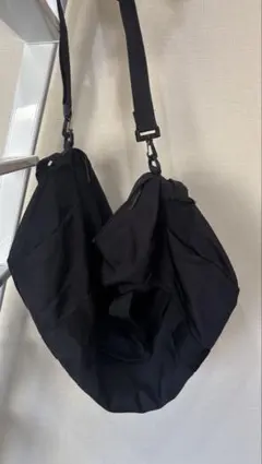 ショルダーバッグ(黒)大きめ