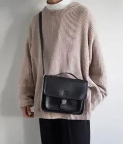 黒 レザーショルダーバッグ 男女兼用