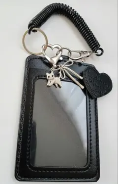 トレカケース　定期入れ　フェイクレザー　ねこ　リボン