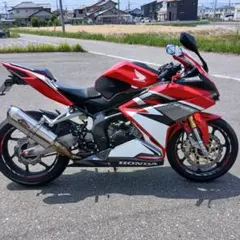 CBR600RR pc37 前期 レプソルカラー 逆車フルパワー - メルカリ