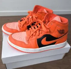 Nike Women's Air Jordan 1 Mid オレンジ 25cm