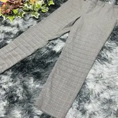 UNIQLO チェック　スラックス　パンツ センタータック Lサイズ　グレー