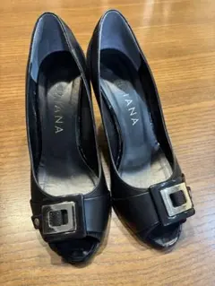 DIANA ブラック オープントゥパンプス