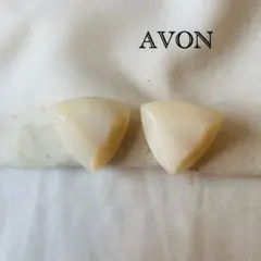 vintage★AVNON ミルキーカラー　モダンさんかくイヤリング　古着　和装