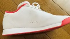 Reebok ホワイト/ピンク シューズ 23.5cm