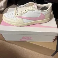 NIKE Air Jordan 1 Low Travis Scottのサムネイル