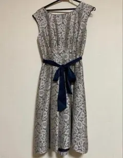 INFINE アンフィニ　ドレス Mサイズ　美品のサムネイル