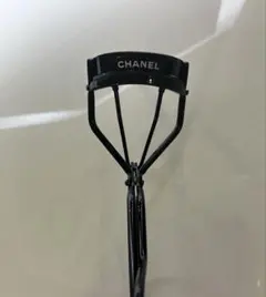新品　CHANELシャネル　ルクルブシル　ビューラー　ブラック 楽天市場】【P3倍】シャネル ビューラー アイラッシュカーラー