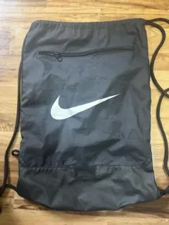 Nike ロゴ入り ブラック バックパック