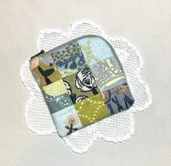 ミナペルホネン ハンドメイド　両面パッチワーク　ミモザカラーのL字ポーチ