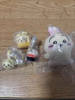 ちいかわ ガチャうさぎセット　マカロン　お寿司　リップキャップ　クリップ