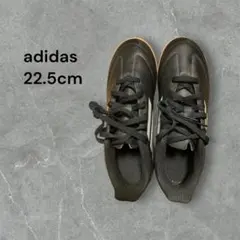 adidas フットサルシューズ　22.5cm 新品未使用