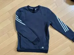 adidas トレーナー　ブラック　スリーライン　160