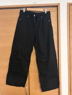 H&M デニムジーンズ　ブラック