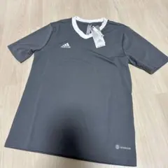 新品adidasキッズ半袖Tシャツチャコール160cm子供用スポーツウエア