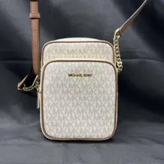 ‪*ネ様 【used】マイケルコース　ショルダーバッグ　チェーン　ホワイト　縦型