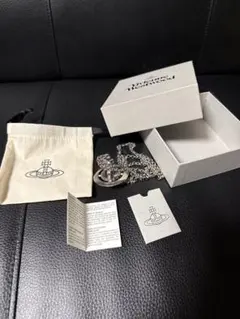 vivian westwood オーブ　ネックレス　ヴィヴィアン　ウエストウッド