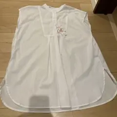 新品未使用ホワイト フレンチスリーブシャツ M