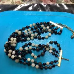多層ビーズネックレス 黒 白 グレー