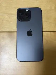 Apple iPhone 16Pro Maxブラックチタニウム本体充電ケーブル付