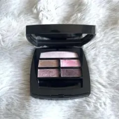 CHANEL レベージュパレットルガール ライト