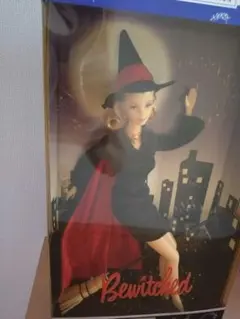 Barbieコレクション　奥様は魔女 Amazon.co.jp: Barbie Bewitched Collector Doll Samantha