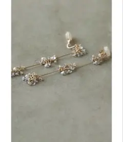 【niana】ロングイヤリング ゴールド