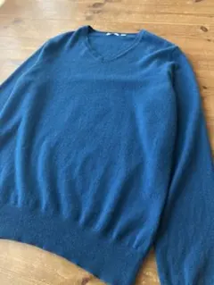良色美品 UNIQLO ユニクロ カシミヤ100% Vネックニット セーター L