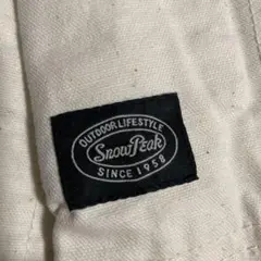 新品 Snowpeak スノーピーク　白のワークパンツ