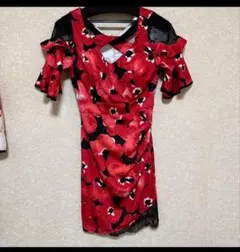 【sobre】素敵な 赤と黒の花柄フリル袖ワンピースドレス