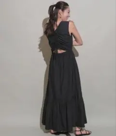 JUSGLITTY バックギャザーカラーワンピース　ブラック