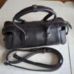 黒 レザー ハンドバッグ 取り外し可能ストラップ