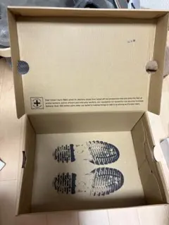 Dr. Martens ADRIAN YS ブラック ローファー　空箱