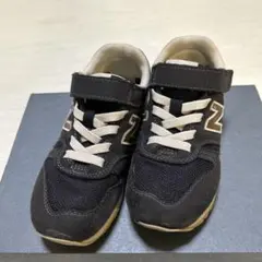 New Balance373 ネイビー　スニーカー18.5センチ