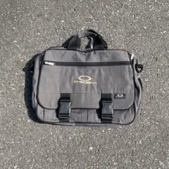 Oakley 90s メッセンジャーバッグ Oakley 00s ブラック メッセンジャーバック