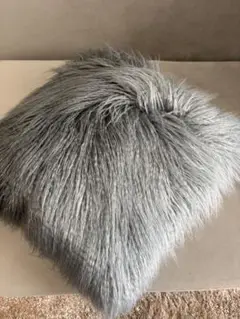 ZARA HOME クッションカバー