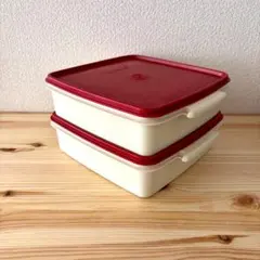 タッパーウエア株式会社。食品保存容器 3個セット 赤い蓋付き - メルカリ