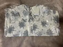 バースデイ　tete a tete 95㌢　ブラウス