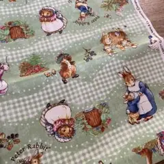 ピーターラビット　コットン生地　巾102cm×80cm