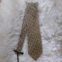 ネクタイ　アクアスキュータム