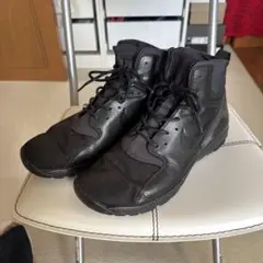 【値下げ】NIKE ミッドカットスニーカー オールブラック
