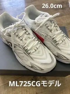 New Balance ML725 CG ホワイト/シルバー スニーカー