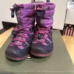 子供スノーブーツ