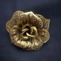 ヴィンテージ フィリグリー ブローチ 薔薇モチーフ ゴールドカラー