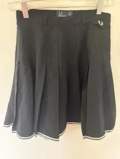 フレッドペリープリーツスカート