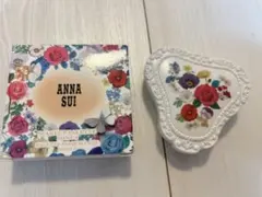 ANNA SUI（アナ スイ） メイクアップパレット ミニ3のサムネイル