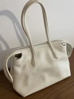 美品 VASIC GRAF mini トートバッグ tomorrowland別注のサムネイル